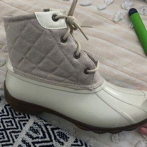 Women’s sperry duck boots only worn once